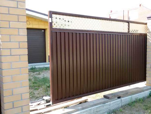 Эстетика и Надежность: Ворота Grand Line для Вашего Дома в Выборге от 37573 руб